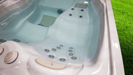 Гидромассажный спа бассейн Hydropool Serenity 4300